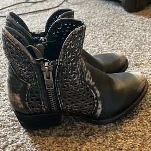 COPY - Circle G booties